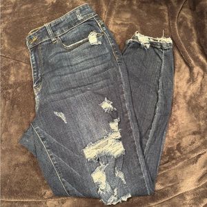 Distressed Skinny Jeans
